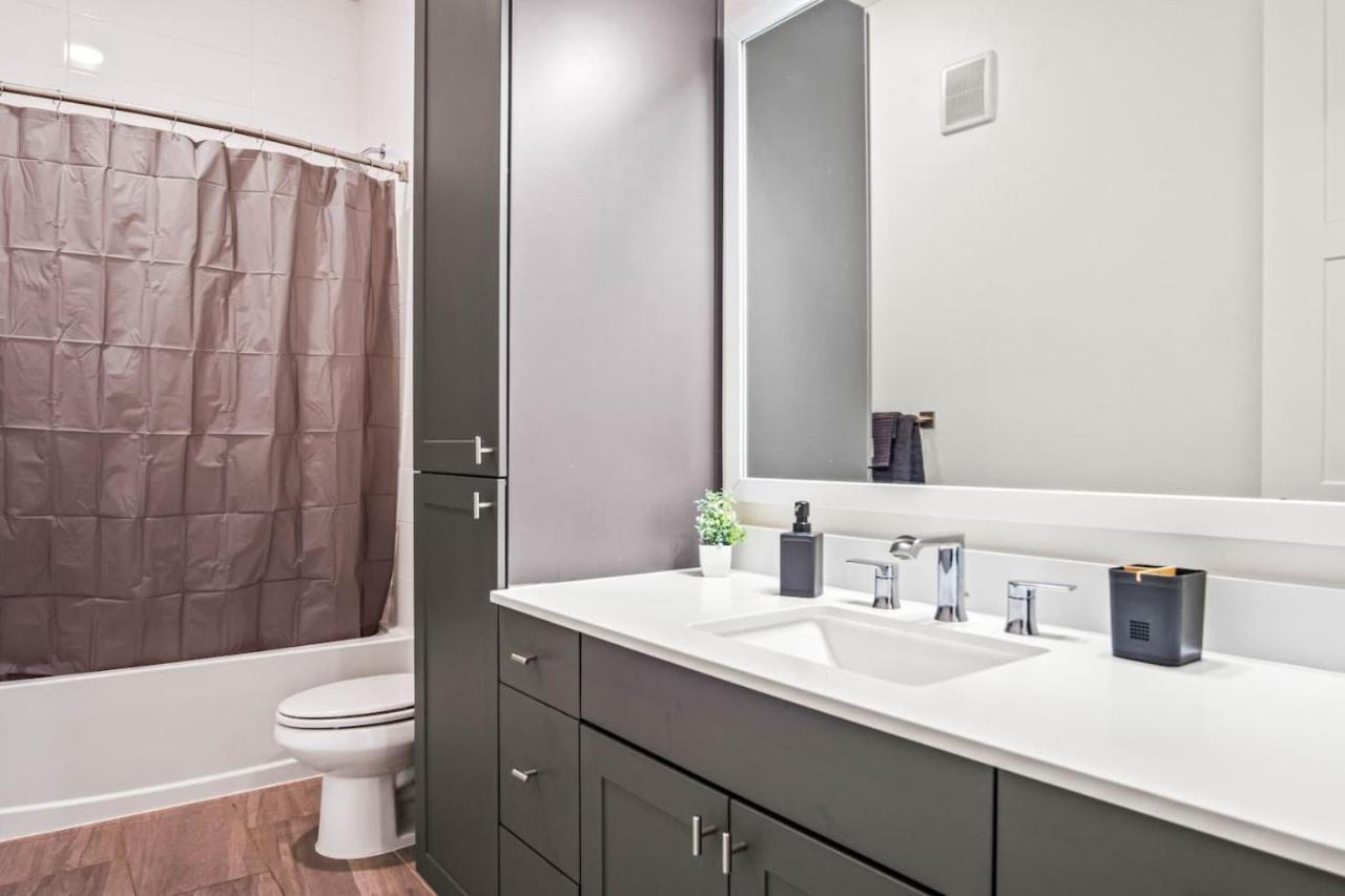 Luxurious New Unit 1Bd1Ba Pool, Golf Sim Apartment Austin Bagian luar foto